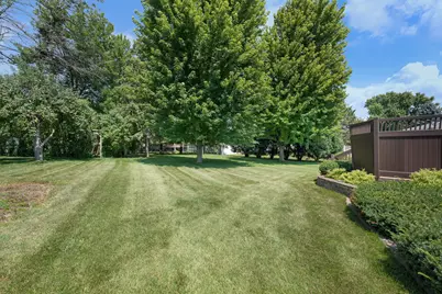 520 Young Drive, Owatonna, MN 55060 - Photo 36