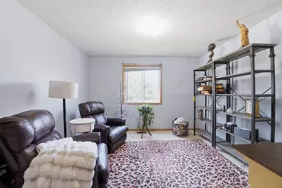 7857 Hemingway Avenue S, Cottage Grove, MN 55016 - Photo 16