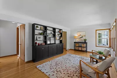2750 Oxford Street N, Roseville, MN 55113 - Photo 6