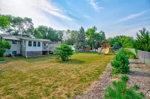 1395 Willow Ave, New Richmond, WI 54017 - Photo 32