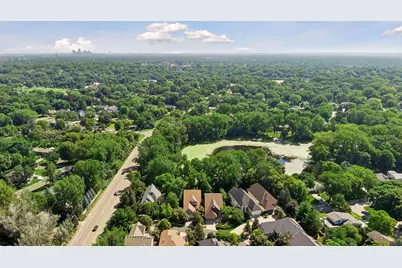 5803 Vernon Lane, Edina, MN 55436 - Photo 2