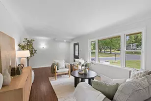 2435 Jansen Ave, White Bear Lake, MN 55110 - Photo 2