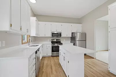 3304 W Park Drive, Burnsville, MN 55306 - Photo 4