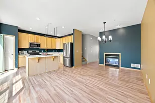 560 Huset Parkway NE, Columbia Heights, MN 55421 - Photo 10