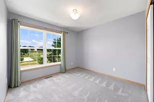 560 Huset Parkway NE, Columbia Heights, MN 55421 - Photo 24