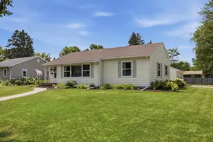 1403 3rd St S, Moorhead, MN 56560 - Photo 2
