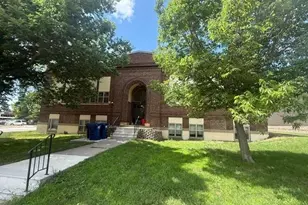 202 N Cass Ave, Springfield, MN 56087 - Photo 2