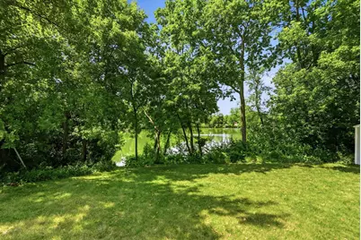 4636 Heritage Hills Drive, Bloomington, MN 55437 - Photo 4