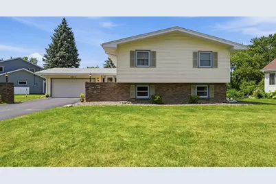 4636 Heritage Hills Drive, Bloomington, MN 55437 - Photo 2