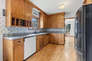 104 Spring St, Kenyon, MN 55946 - Photo 6