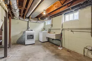 104 Spring St, Kenyon, MN 55946 - Photo 24