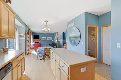 1615 Rolling Hills Lane, River Falls, WI 54022 - Photo 10