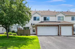11240 Providence Ln, Eden Prairie, MN 55344 - Photo 2