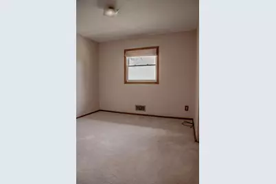 9526 Quaker Lane N, Maple Grove, MN 55369 - Photo 10