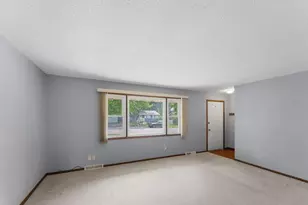 8053 Cloman Ave, Inver Grove Heights, MN 55076 - Photo 10