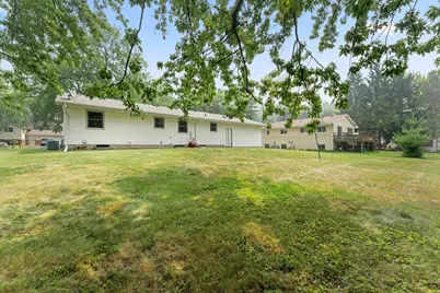 8053 Cloman Avenue, Inver Grove Heights, MN 55076 - Photo 2
