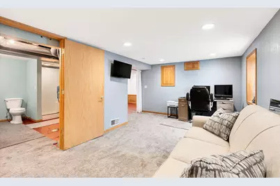 1405 9th Avenue NW, Austin, MN 55912 - Photo 14