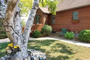 401 S 7th St, Olivia, MN 56277 - Photo 24