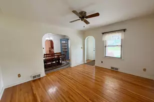 401 S 7th St, Olivia, MN 56277 - Photo 10