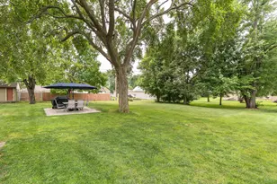 1219 N Lake St, Fergus Falls, MN 56537 - Photo 6