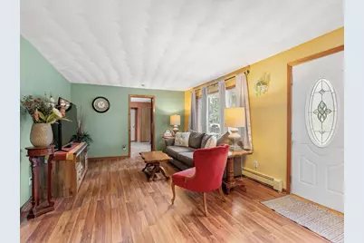 1429 Rice Lake Street, Owatonna, MN 55060 - Photo 4