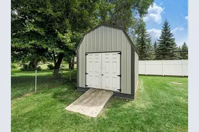 1429 Rice Lake Street, Owatonna, MN 55060 - Photo 32