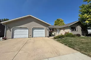 702 S Saratoga St, Marshall, MN 56258 - Photo 1
