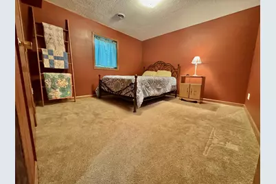 702 S Saratoga Street, Marshall, MN 56258 - Photo 20