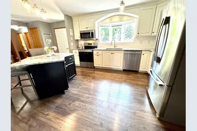 702 S Saratoga Street, Marshall, MN 56258 - Photo 10