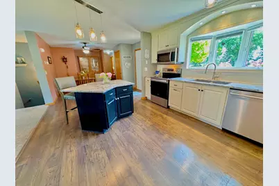702 S Saratoga Street, Marshall, MN 56258 - Photo 12