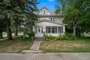 224 2nd Ave SE, Pipestone, MN 56164 - Photo 1