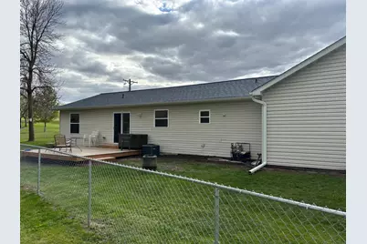 2200 Eunice Drive, Albert Lea, MN 56007 - Photo 4