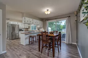 716 W River St, Waterville, MN 56096 - Photo 8