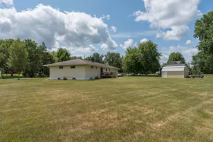 716 W River St, Waterville, MN 56096 - Photo 42