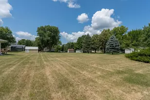 716 W River St, Waterville, MN 56096 - Photo 44