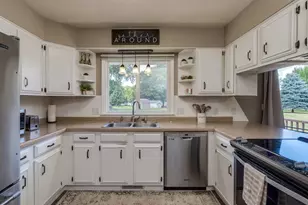 716 W River St, Waterville, MN 56096 - Photo 14