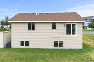 1026 Roosevelt St S, Cambridge, MN 55008 - Photo 42