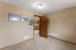1026 Roosevelt St S, Cambridge, MN 55008 - Photo 32