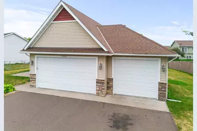 1026 Roosevelt Street S, Cambridge, MN 55008 - Photo 12