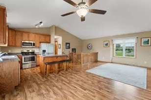 1026 Roosevelt St S, Cambridge, MN 55008 - Photo 12
