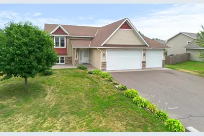 1026 Roosevelt Street S, Cambridge, MN 55008 - Photo 8