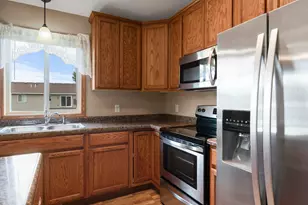 1026 Roosevelt St S, Cambridge, MN 55008 - Photo 16