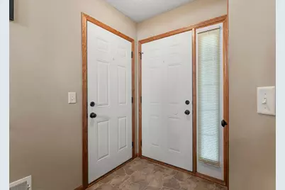 1026 Roosevelt Street S, Cambridge, MN 55008 - Photo 16