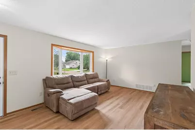 1520 Independence Avenue, Chaska, MN 55318 - Photo 4