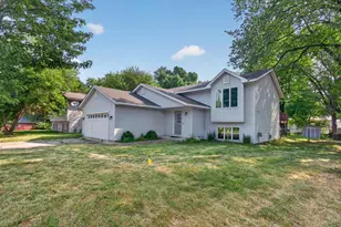 443 Market St S, Shakopee, MN 55379 - Photo 2