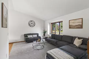 443 Market St S, Shakopee, MN 55379 - Photo 10