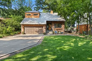 3084 Hamline Ave N, Roseville, MN 55113 - Photo 4