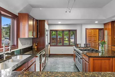 3084 Hamline Avenue N, Roseville, MN 55113 - Photo 12