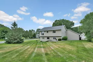 3730 Tower Pond Dr, Anoka, MN 55303 - Photo 38