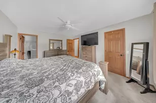 6864 Jeremy Ct, Eden Prairie, MN 55346 - Photo 12